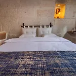 Hotel Saliche Cave *