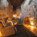 Hotel Saliche Cave *