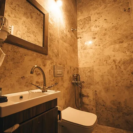 Hotel Saliche Cave