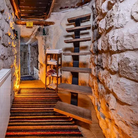 Saliche Cave * Nevşehir