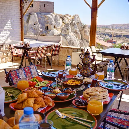 Saliche Cave Hotel *