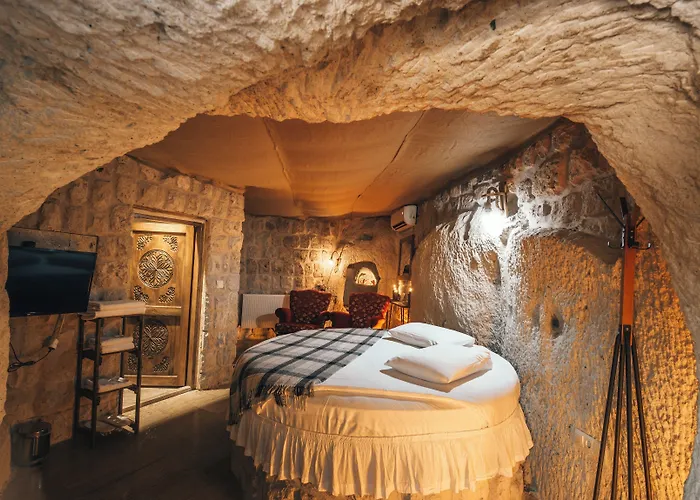 Saliche Cave * Nevşehir